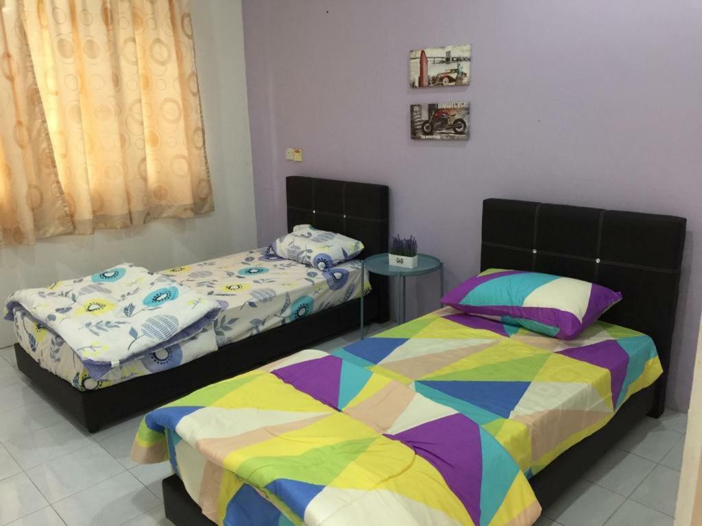 לומוט The Garden Vacation Home מראה חיצוני תמונה
